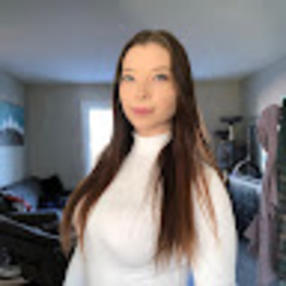 Meet your Posher, Cassidy - Picture 1 of 1